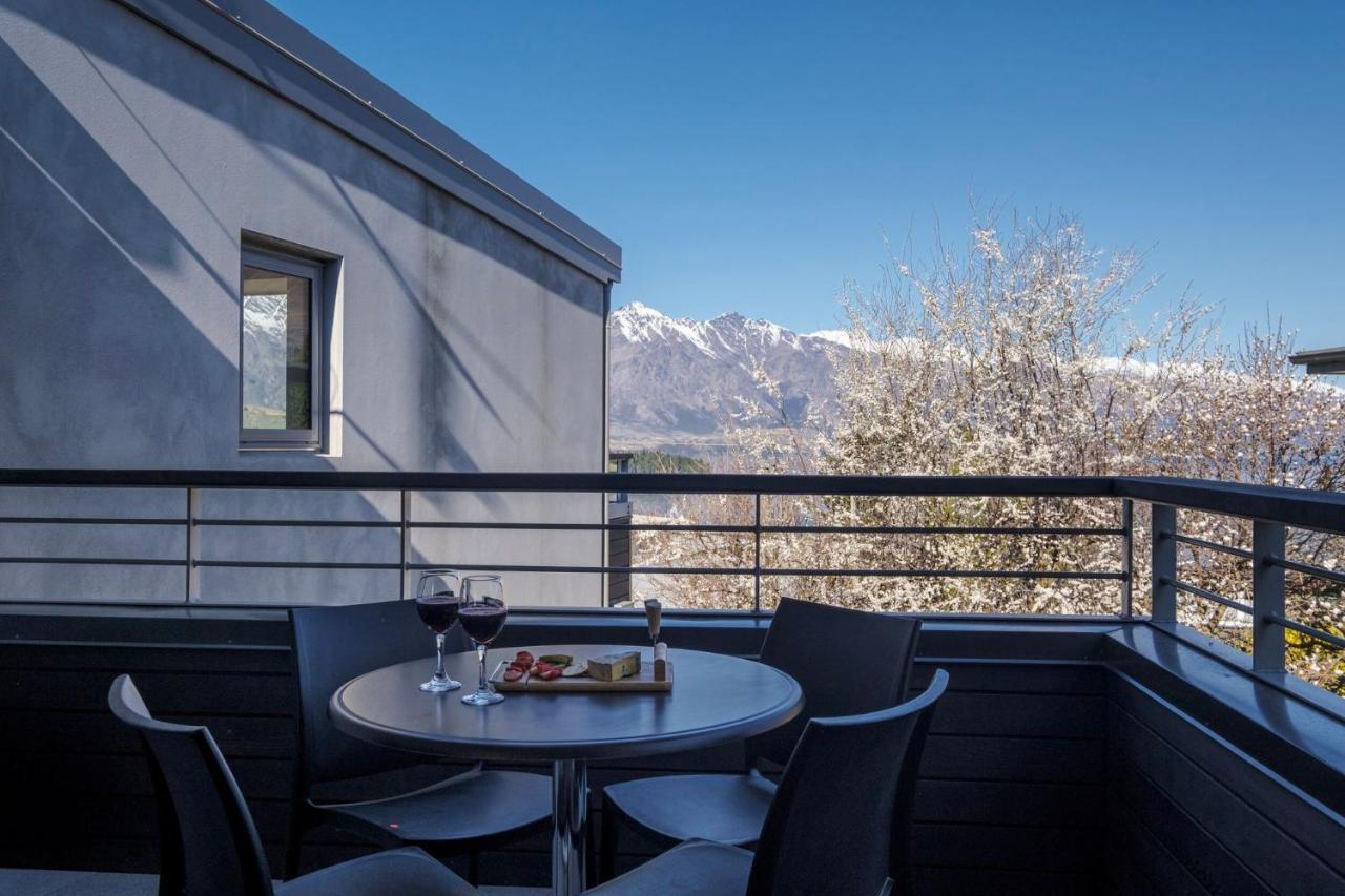 The Alps Apartment Three Bedroom Квинстаун Экстерьер фото