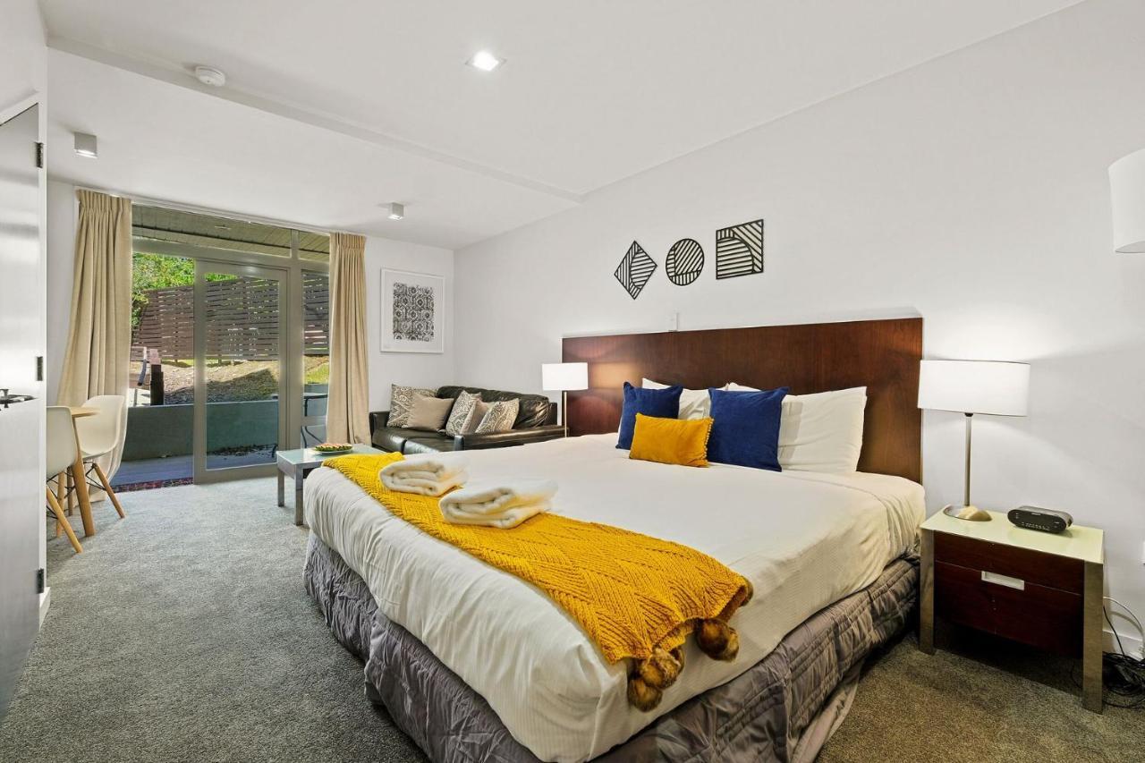The Alps Apartment Three Bedroom Квинстаун Экстерьер фото